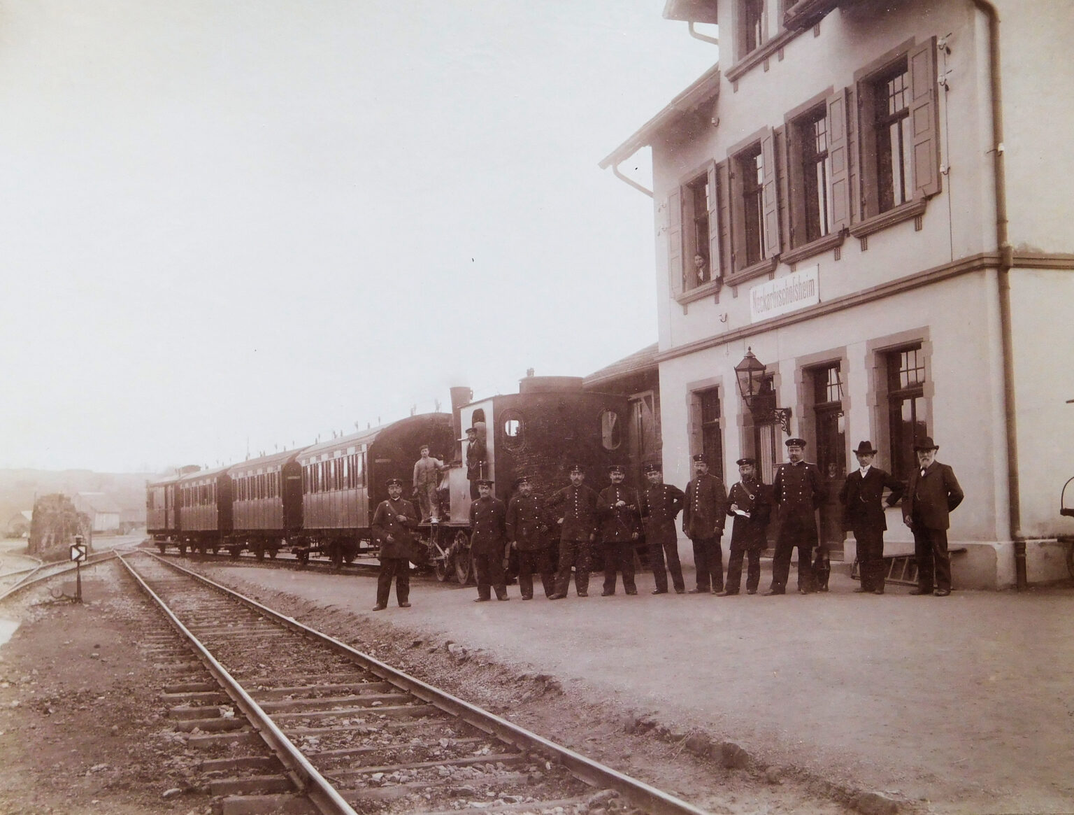 Geschichte eröffnung 1902 bahnhof nbh
